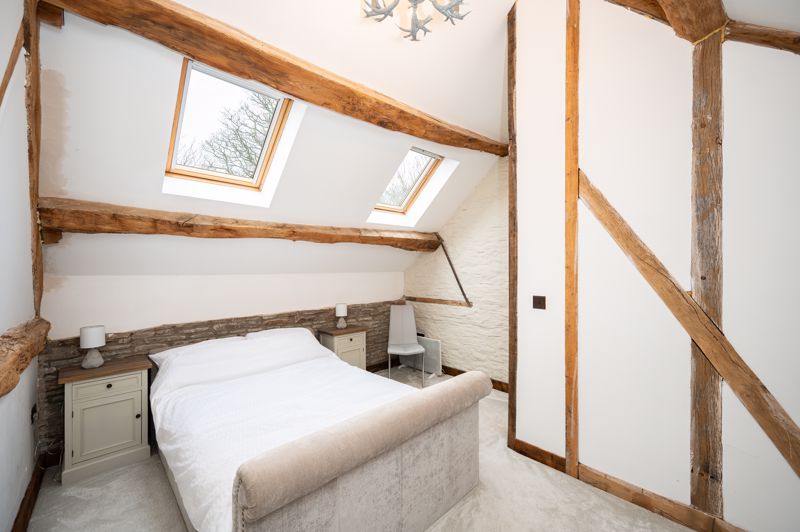 Bedroom- click for photo gallery
